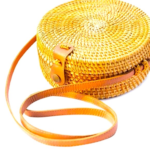 🆕 New Handwoven Balinese Rattan Round Bag - Picture 1 of 5